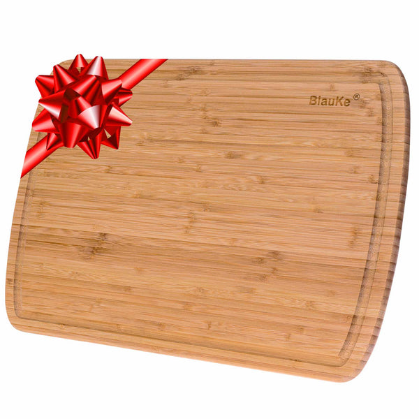 Schneidebrett aus Holz mit Saftrille (45x31cm) – Extra Großes Bambus Küchenbrett, Servierplatte für Fleisch, Käse, Gemüse, Wurst – Holzbrett Küche Groß, Brotbrett, Frühstücksbrettchen – BlauKe®