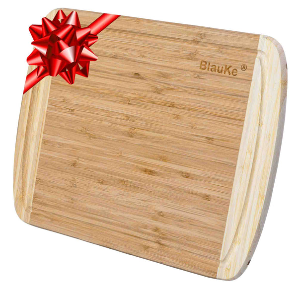 Schneidebrett aus Holz mit Saftrille (37x29cm) – Großes Bambus Küchenbrett, Servierplatte für Fleisch, Käse, Gemüse, Wurst – Holzbrett für Küche Groß, Brotbrett, Frühstücksbrettchen aus Holz